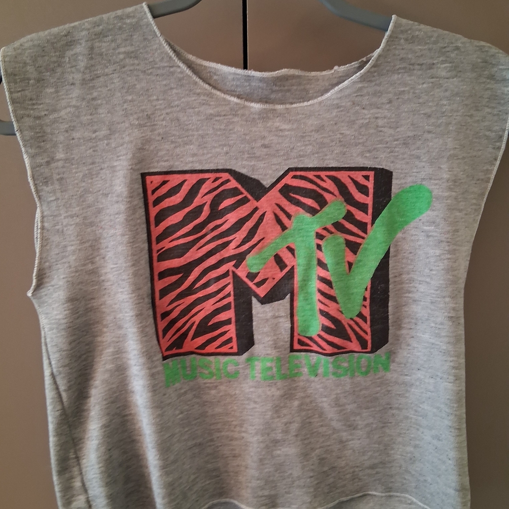 MTV Graphic Grey Woman's  Tank Top with Pink Zebra Logo